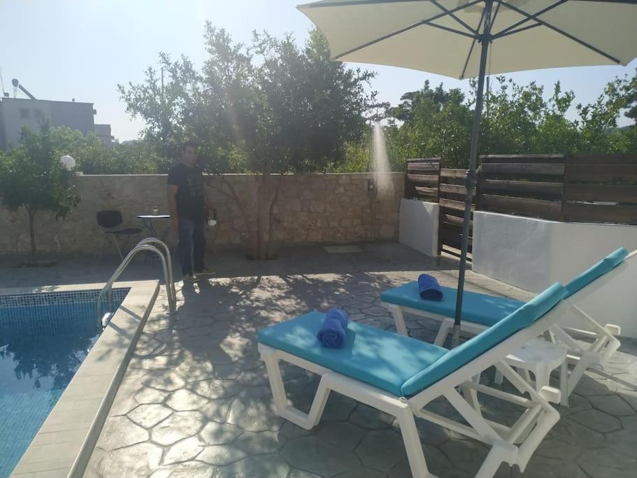 Greek Style Ground Floor Apartment & Pool Ialysos  Exteriör bild