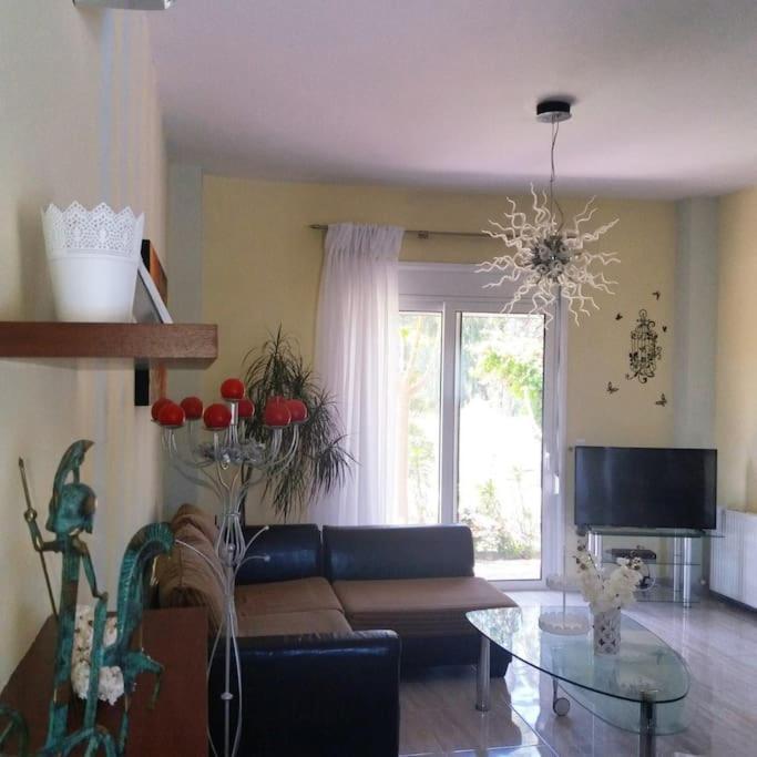 Greek Style Ground Floor Apartment & Pool Ialysos  Exteriör bild